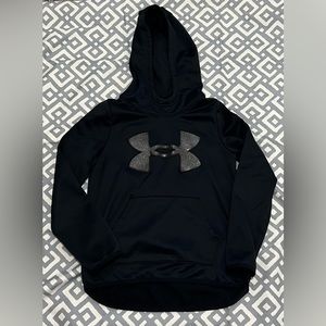 Under Armour Girls Hoodie Size YSM Small. EUC